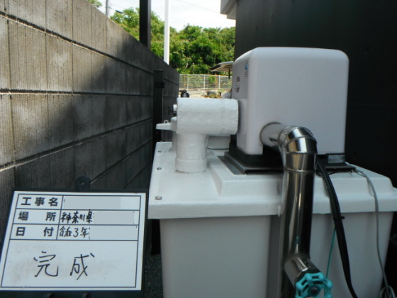 受水槽の温水対策（上部）